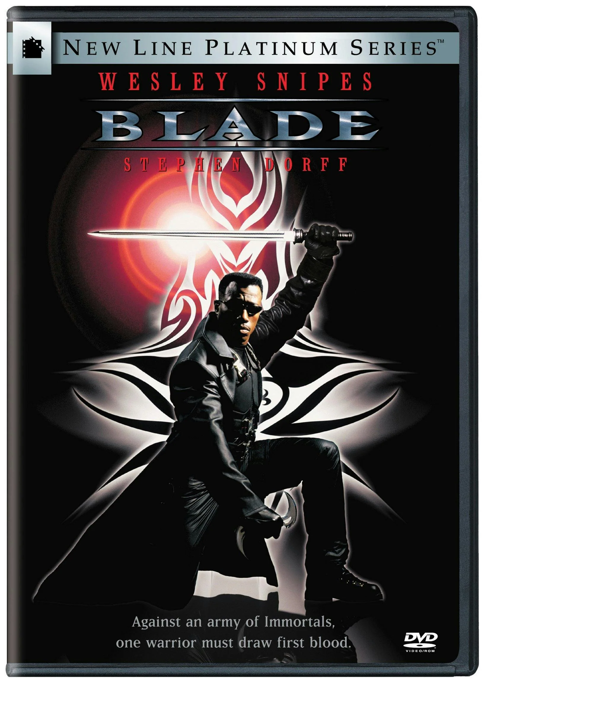 Blade (DVD Platinum Series) [DVD]